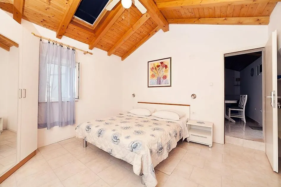 Apartments With A Parking Space Brsec, Opatija - 12524 Moscenicka Draga